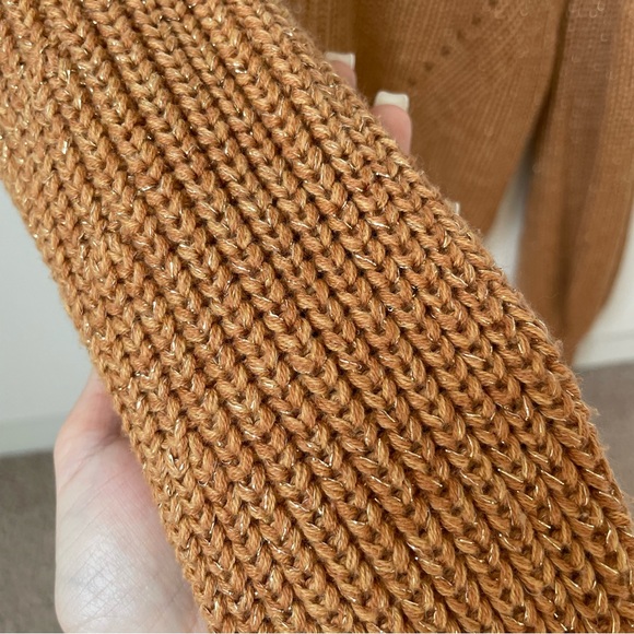 H&M Bell Sleeve Sweater - Picture 3 of 11